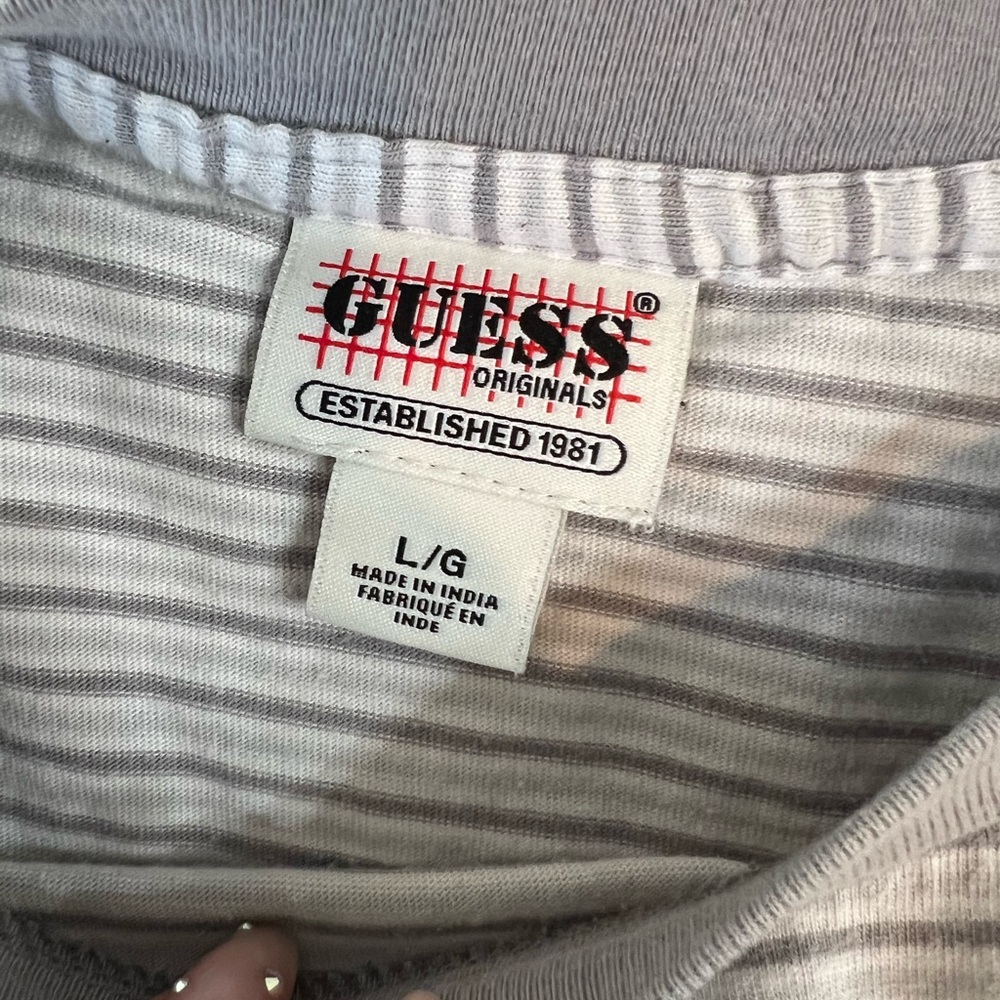 Men’s Large Guess Shirt